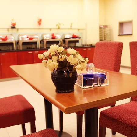 Hanting Hotel Shanghai Qibao Centre エクステリア 写真